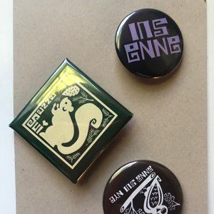 Set of 3 Anna Sui Button pins(owl and squirrel)